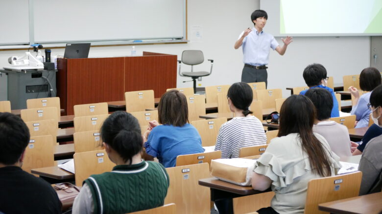 模擬授業　馬場先生による<br>「なぜ私たちは先生の言うことを聞いてしまうのだろう？ー学校という権力空間