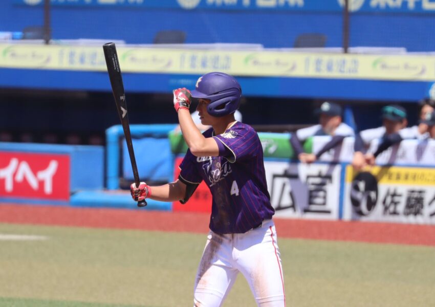 鷲山選手(ベストナイン・二塁手)
