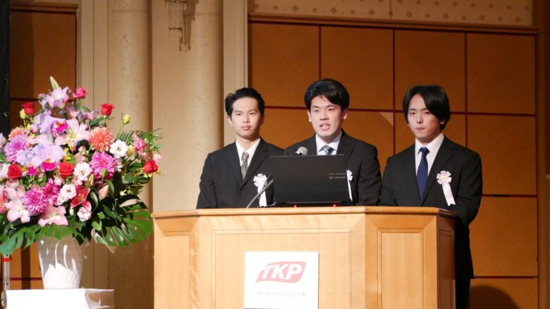 ビジネスアイデア部門でのプレゼンテーションの様子➀