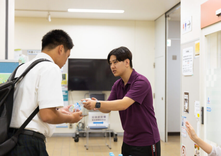 受付での様子